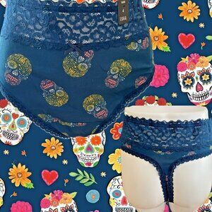 Torrid Plus 5 Teal Blue Calaveras Skull Print Wide Lace Waistband Thong Panties